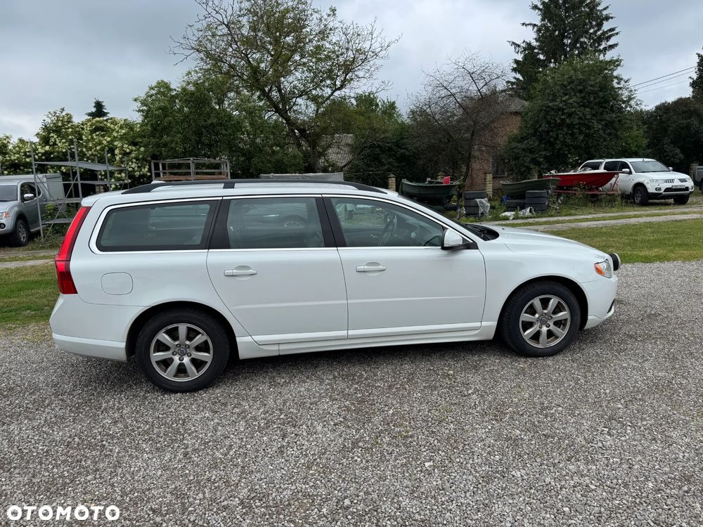 Volvo V70 D4 Momentum - 6