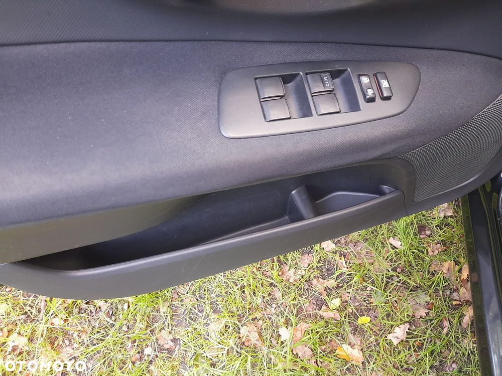 Toyota Auris 1.6 VVT-i Sol - 10