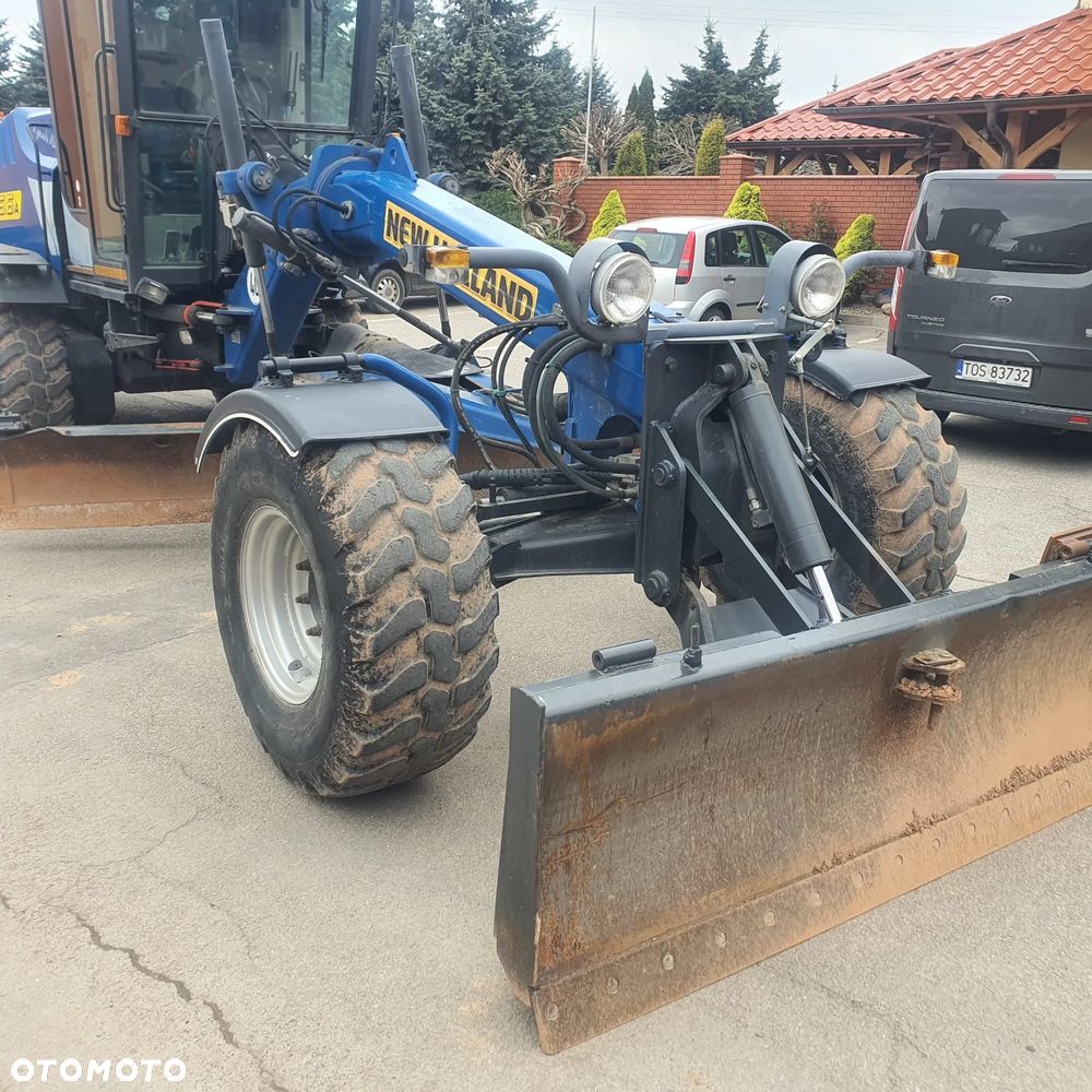 New Holland F106.6A - 11
