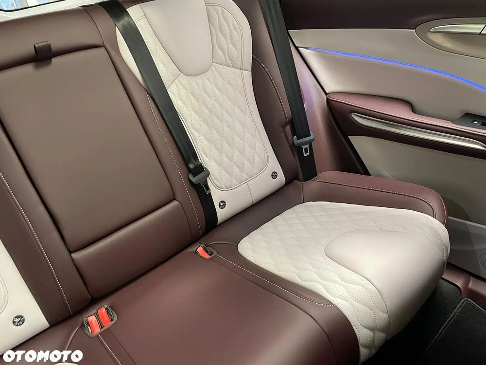 Bestune T90 2.0T Elegance - 27