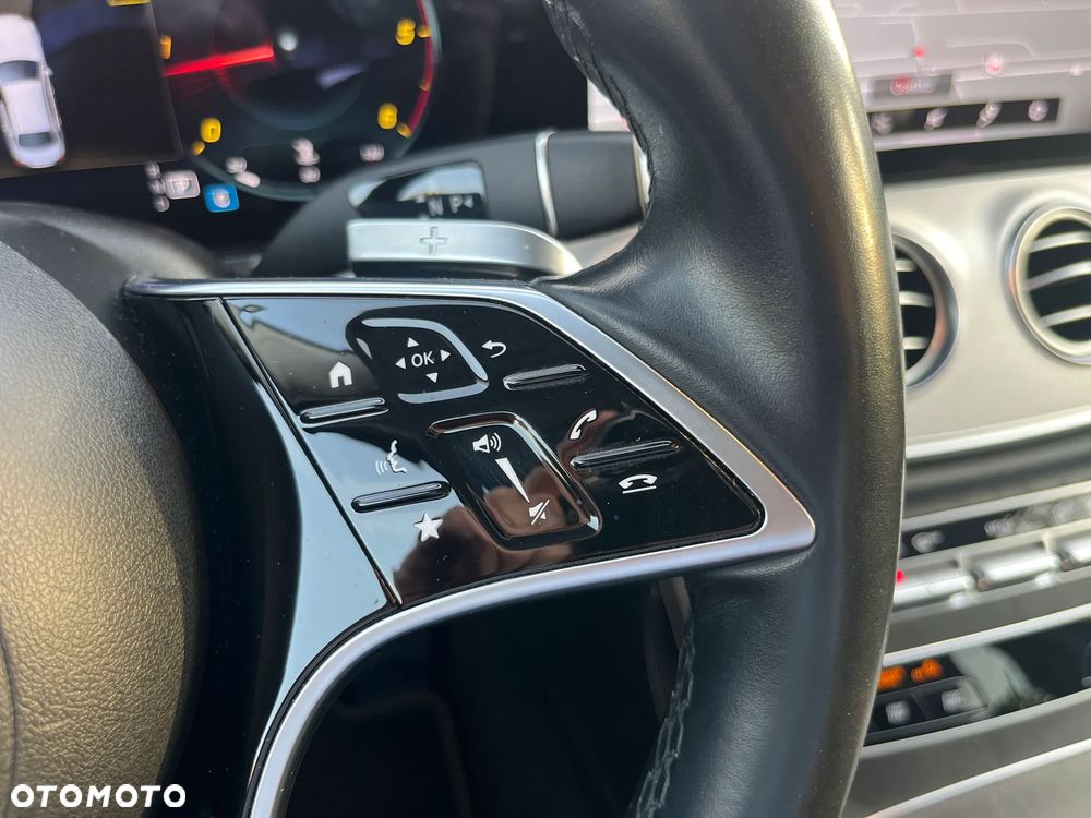 Mercedes-Benz Klasa E 220 d 4-Matic Avantgarde - 14