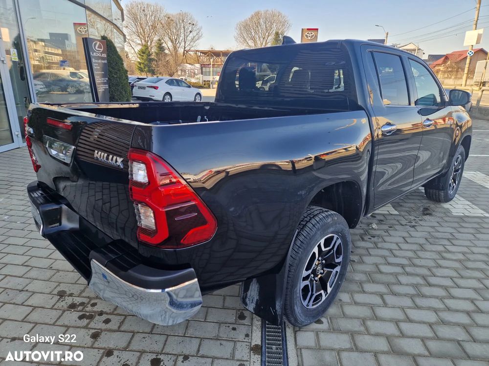 Toyota Hilux 2.8D 204CP 4x4 Double Cab AT MHEV Executive - 5
