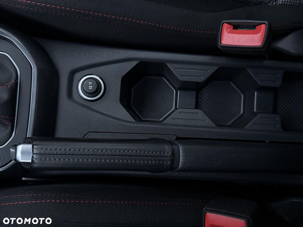 Volkswagen Polo - 22