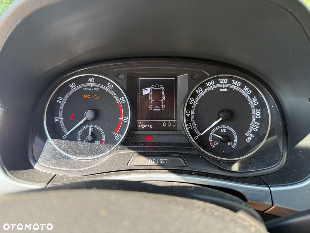 Skoda Fabia 1.0 Active - 12