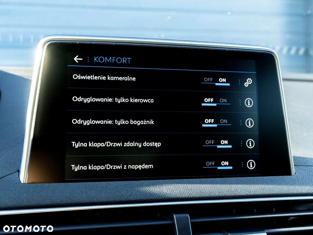Peugeot 3008 1.5 BlueHDi Allure Pack S&S EAT8 - 39