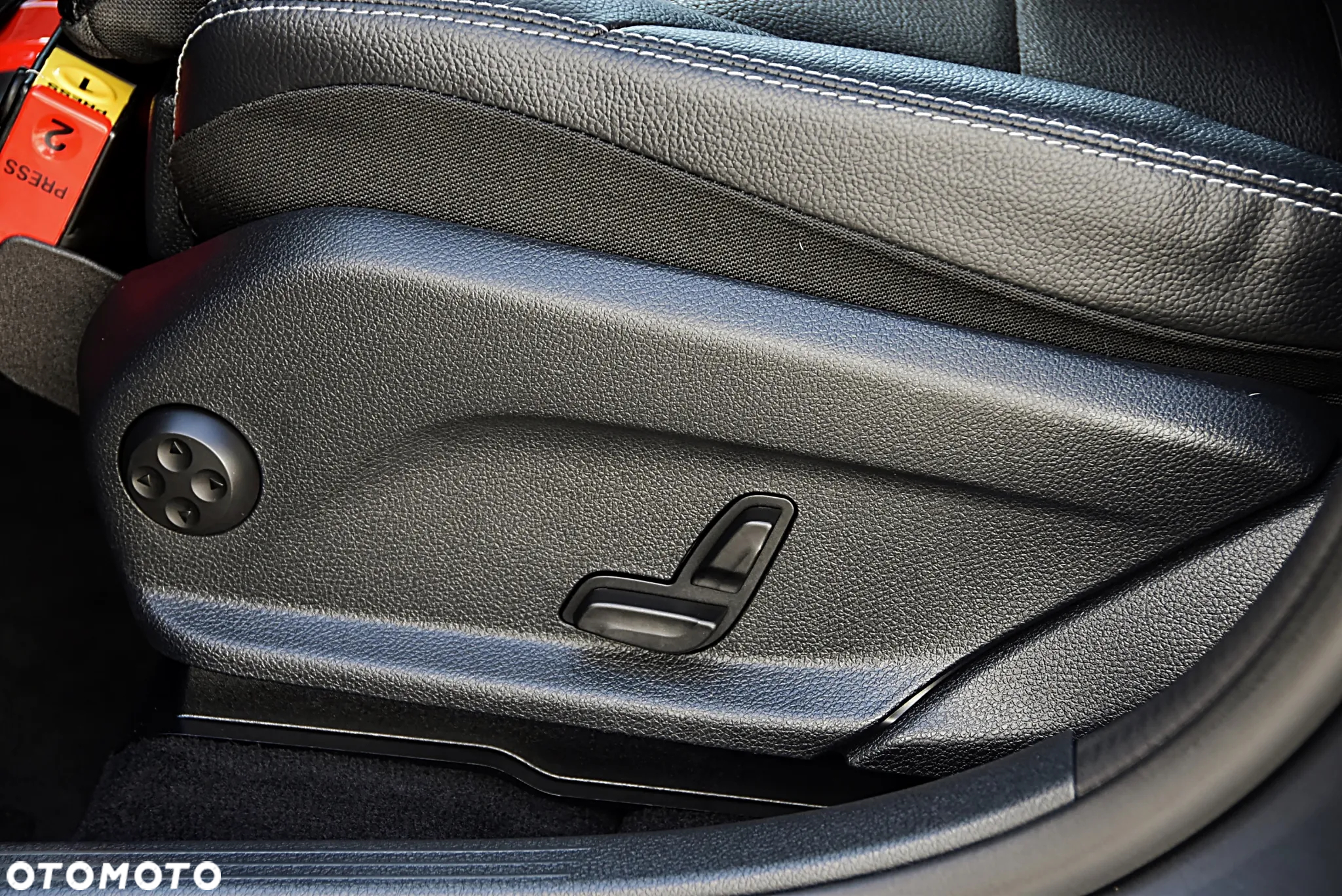 Mercedes-Benz GLC Coupe 200 4-Matic - 33