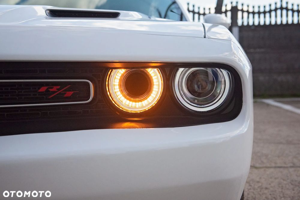 Dodge Challenger Automatik R/T Plus - 18