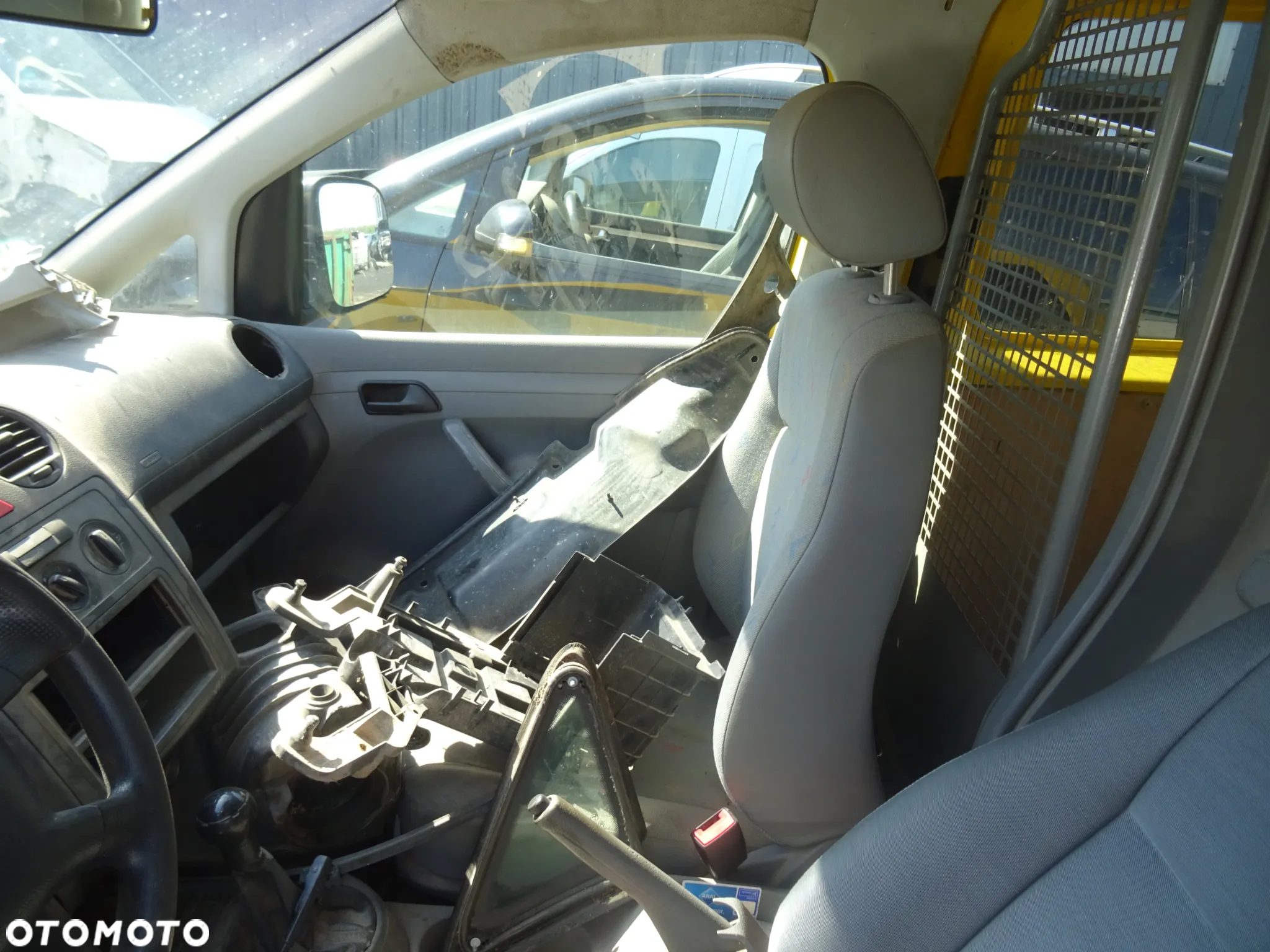 Volkswagen Caddy 2005 na części klapa drzwi - 7