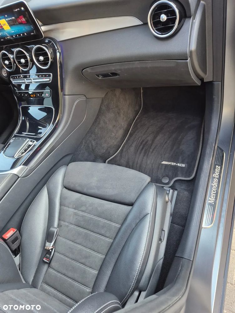 Mercedes-Benz GLC - 21