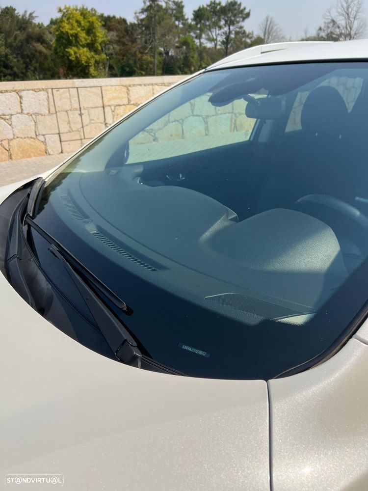 Nissan Qashqai 1.5 dCi N-Connecta DCT - 9
