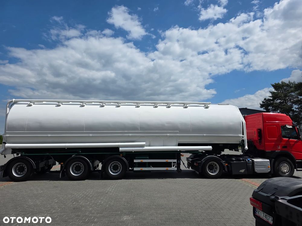Volvo FM KOMPRESOR WELGRO + Lambrecht z zasysaniem, 3 osiowa 01LK30 PASZOWOZ SILOS - 5