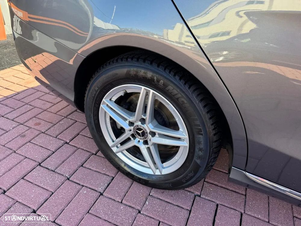 Mercedes-Benz C 200 - 22