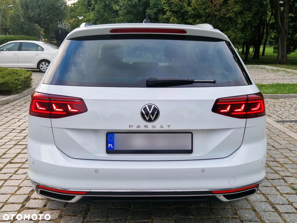 Volkswagen Passat 1.5 TSI EVO Elegance DSG - 5