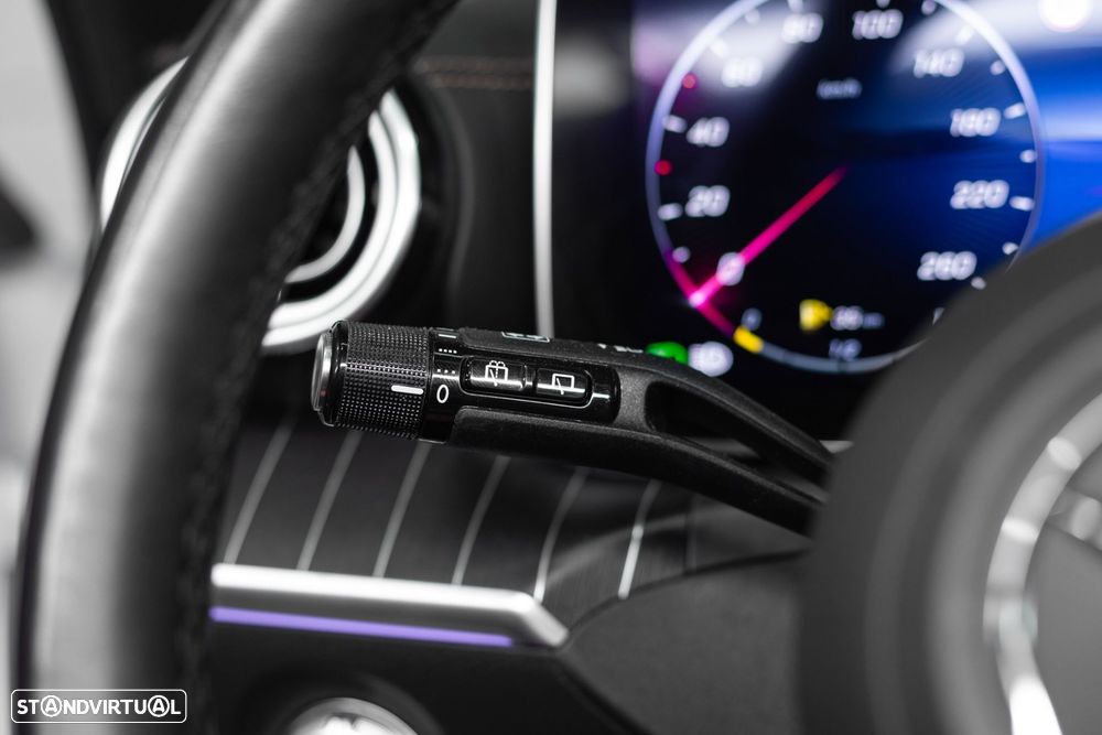 Mercedes-Benz C 300 e AMG Line - 10