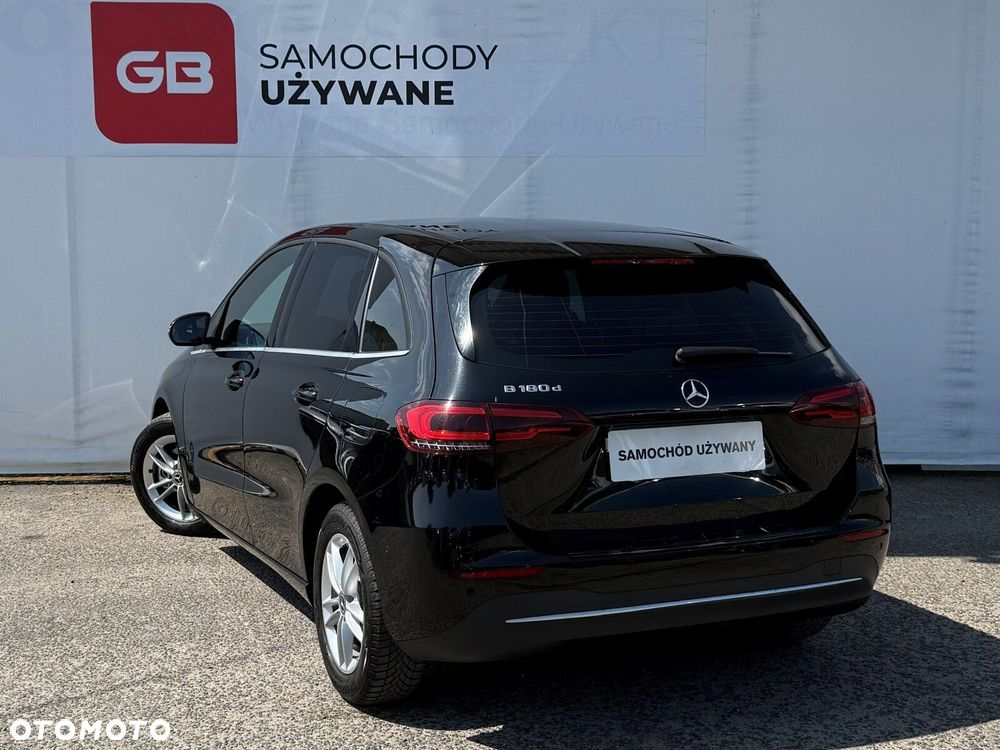 Mercedes-Benz Klasa B 180 d Style 7G-DCT - 7