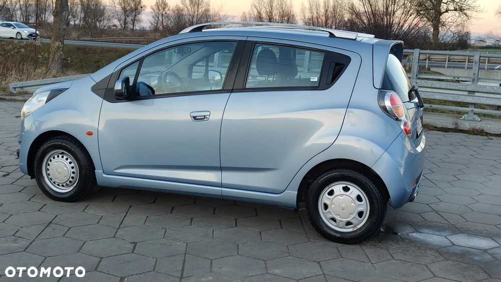 Chevrolet Spark - 23