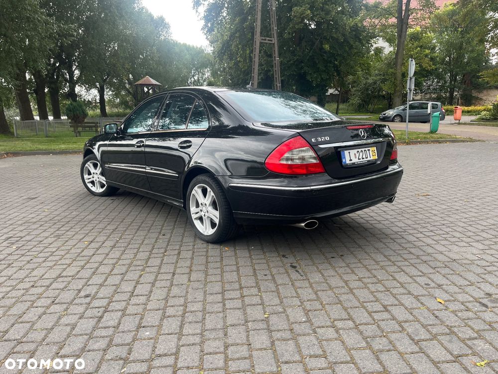 Mercedes-Benz Klasa E 320 CDI 4-Matic Avantgarde - 2