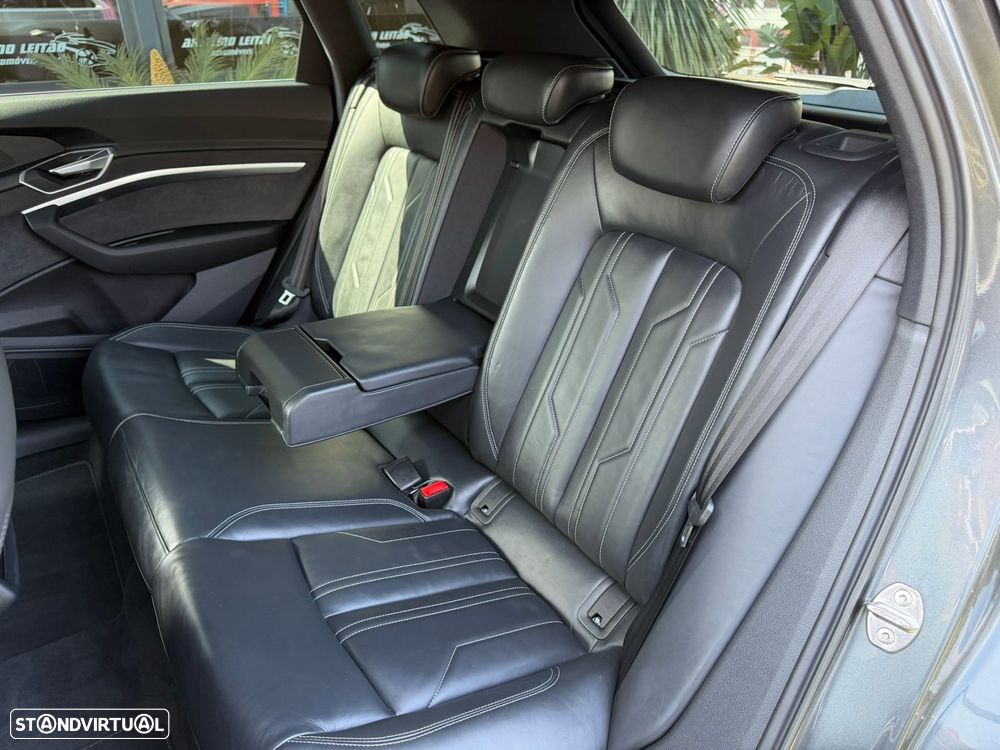 Audi e-tron 55 quattro S line - 23