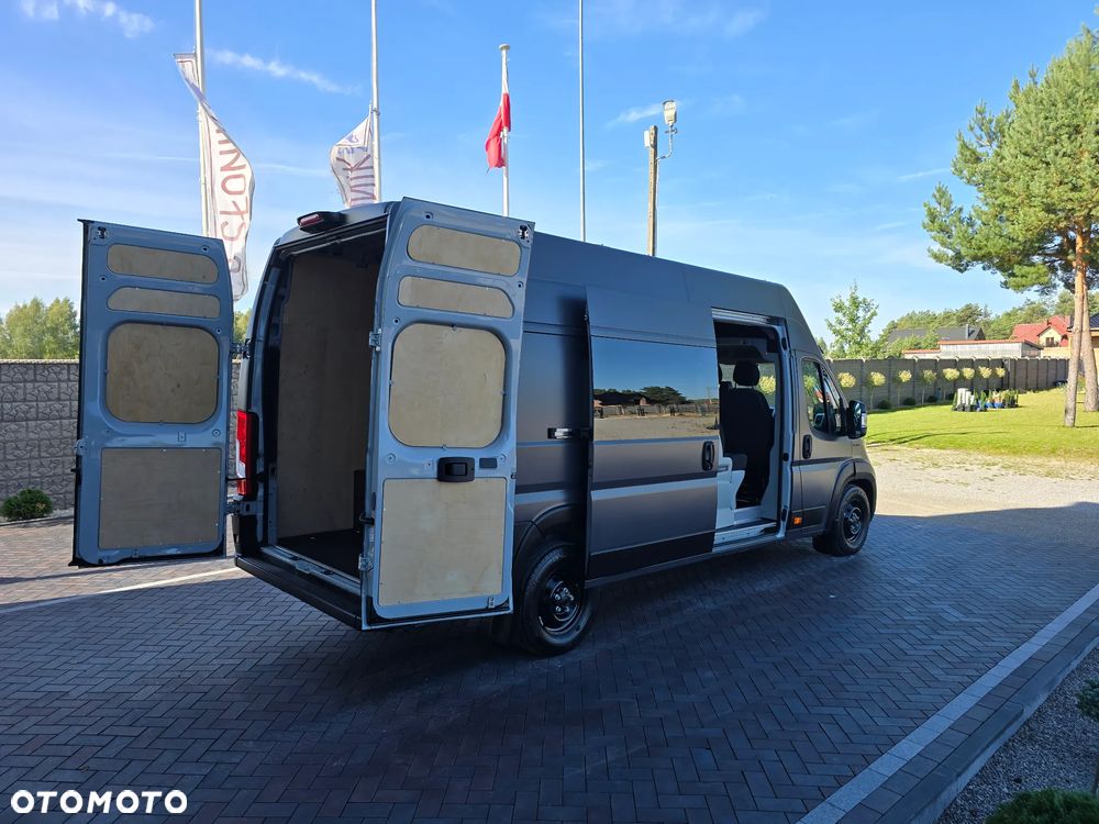 Fiat DUCATO MAXI L4H3 7-OSOBOWY+1085Kg ŁADOWNOŚĆ SILNIK 2,3 IVECO POWER 180KM 72 Tyś Km SERWIS DO OSTATNIEGO km SALON PL STAN JAK NOWY BOGATA OPCJA WYPOSAŻENIA - 13