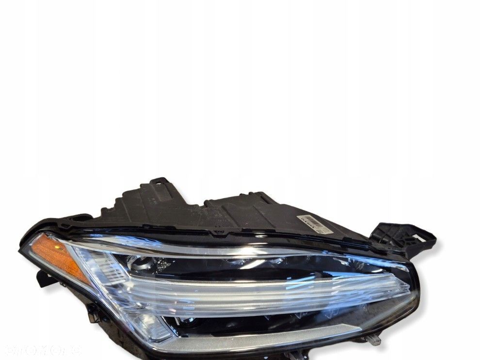 Reflektor Przód strona prawa Volvo XC90 31446687 usa 4 moduły - 4