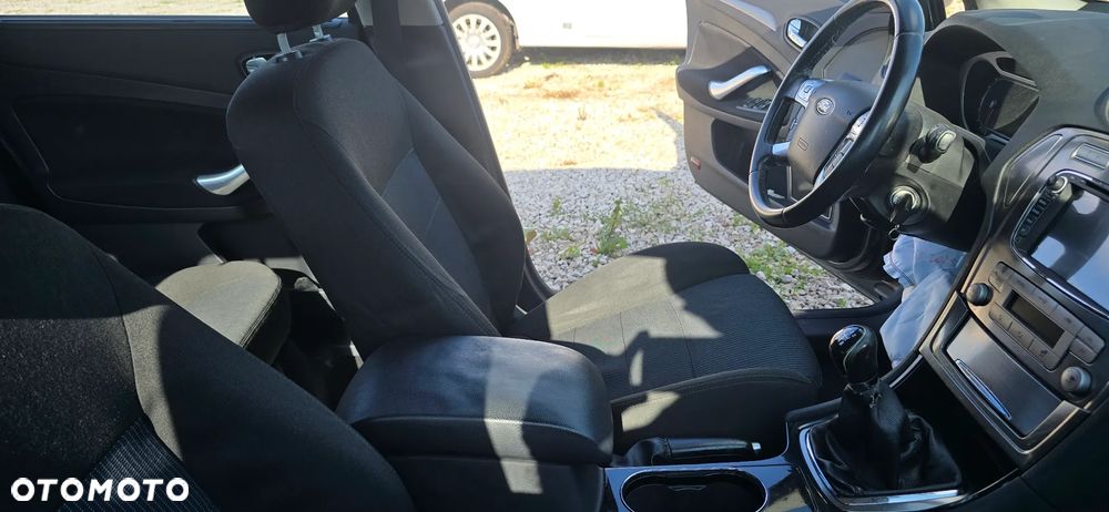 Ford Mondeo 2.0 Trend X - 15