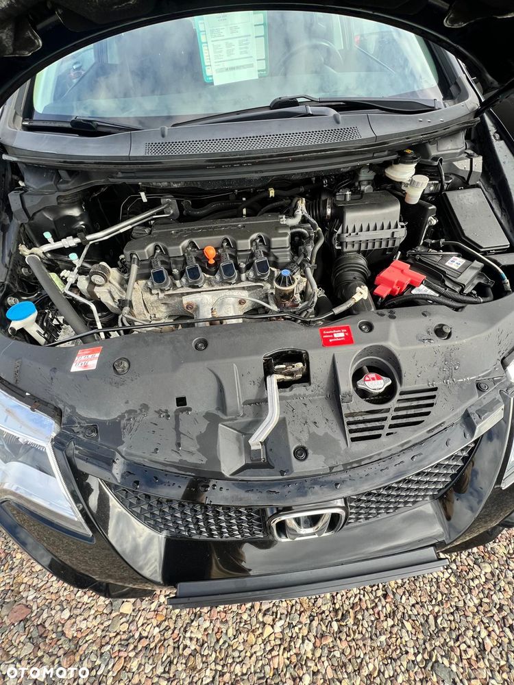 Honda Civic 1.8 i-VTEC Sport Black Edition - 21