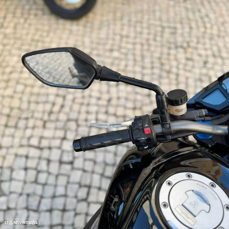 Honda CB 1000R - 11