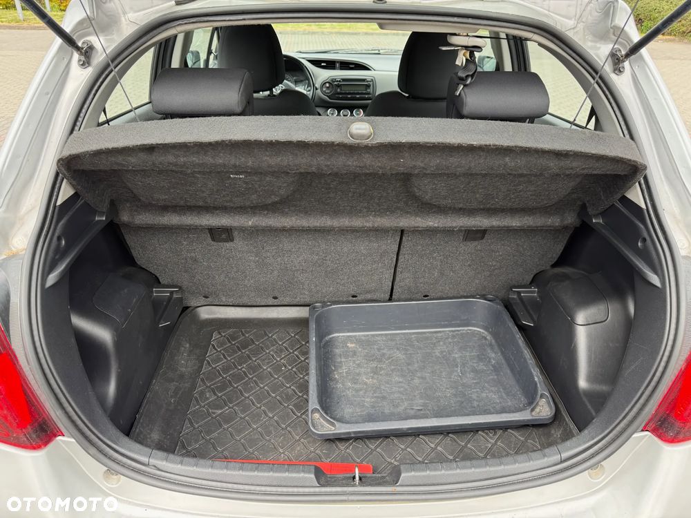 Toyota Yaris 1.33 Active EU6 - 8