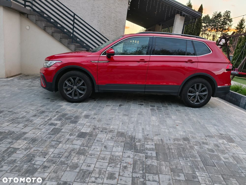 Volkswagen Tiguan Allspace 2.0 TSI OPF 4Motion DSG Elegance - 2