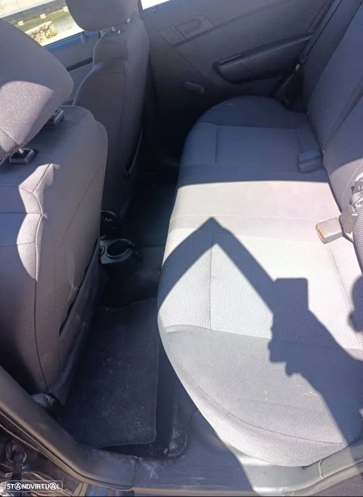 Chevrolet Aveo 1.2 LS Bi-Fuel - 8