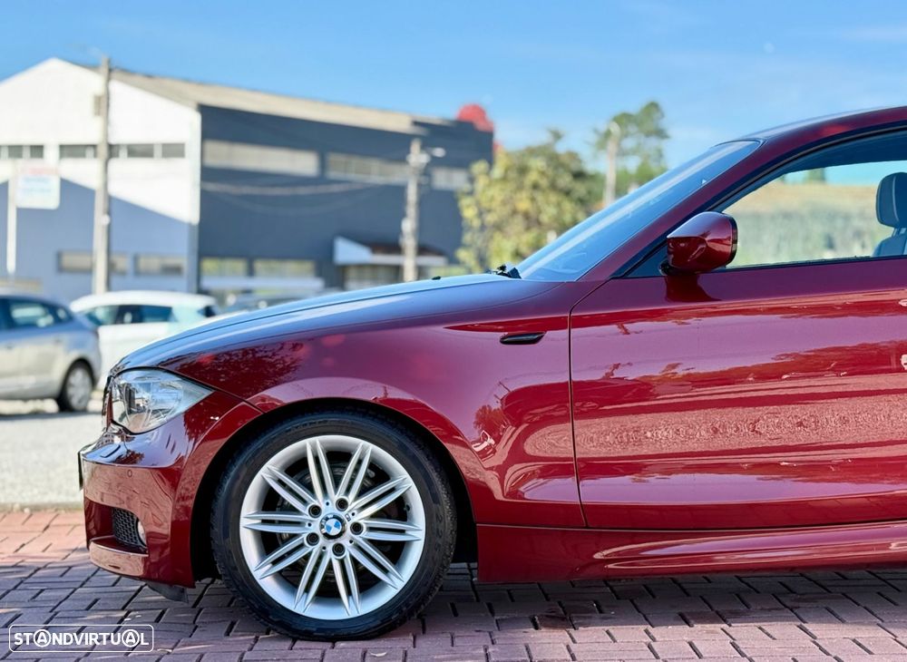 BMW 118 d Coupe Limited Edition Lifestyle c/ M Sport Pack - 9