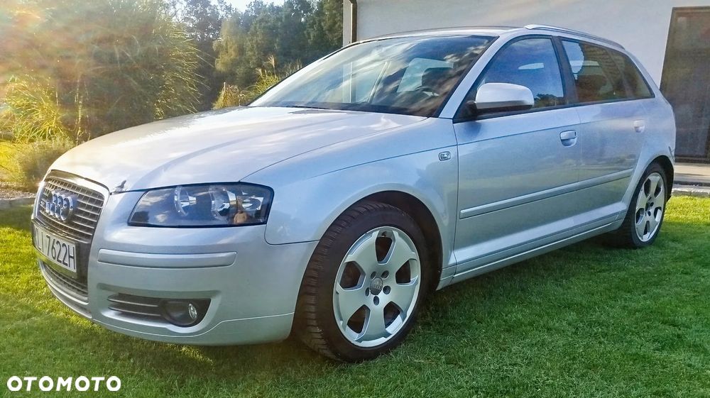 Audi A3 Sportback 2.0 TDI DPF quattro Ambition - 14
