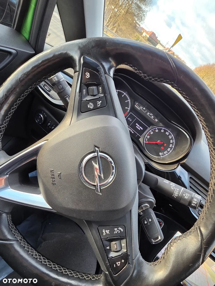 Opel Corsa 1.4 T GSi S&S - 10