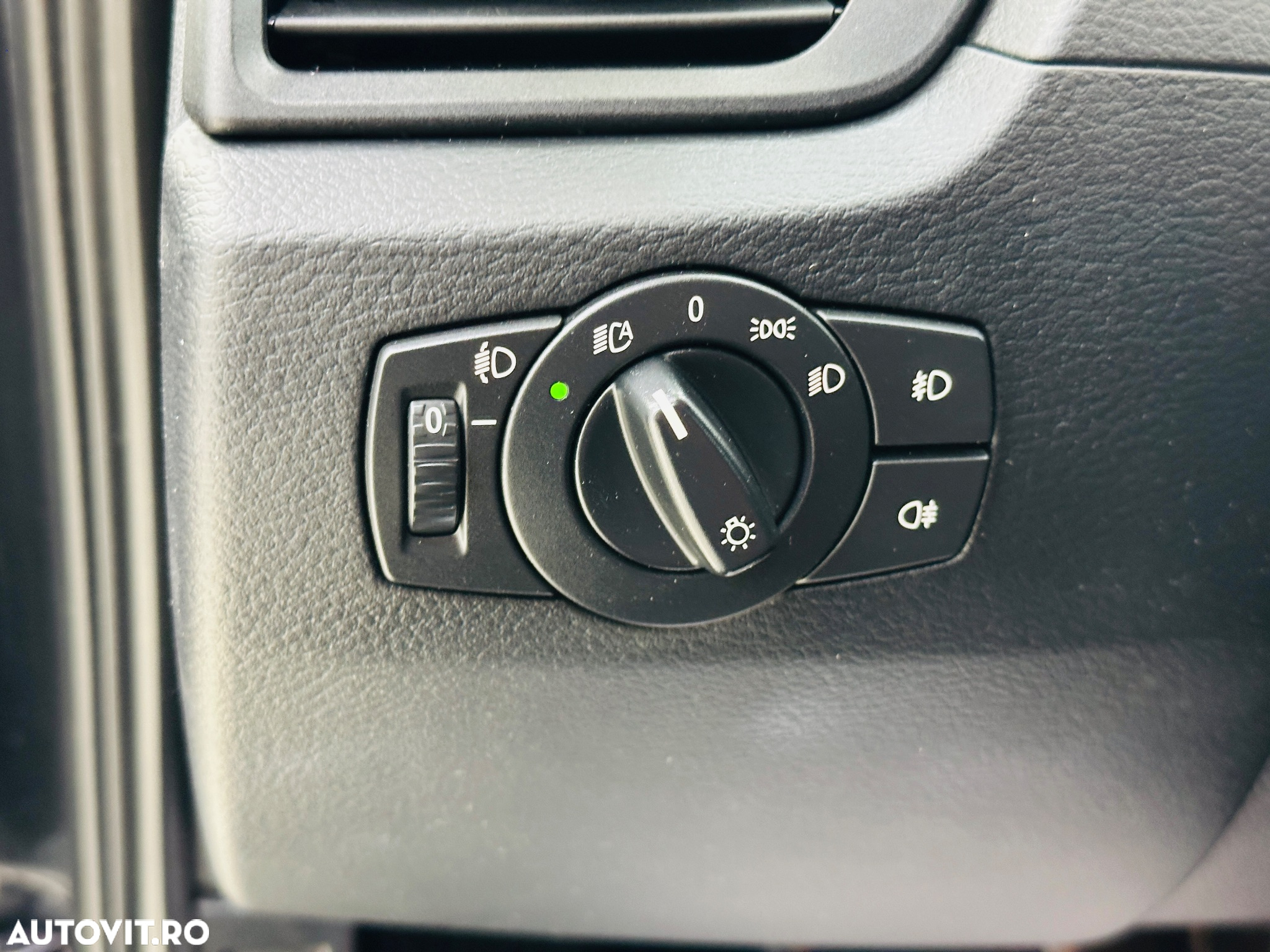 BMW X1 xDrive18d - 15