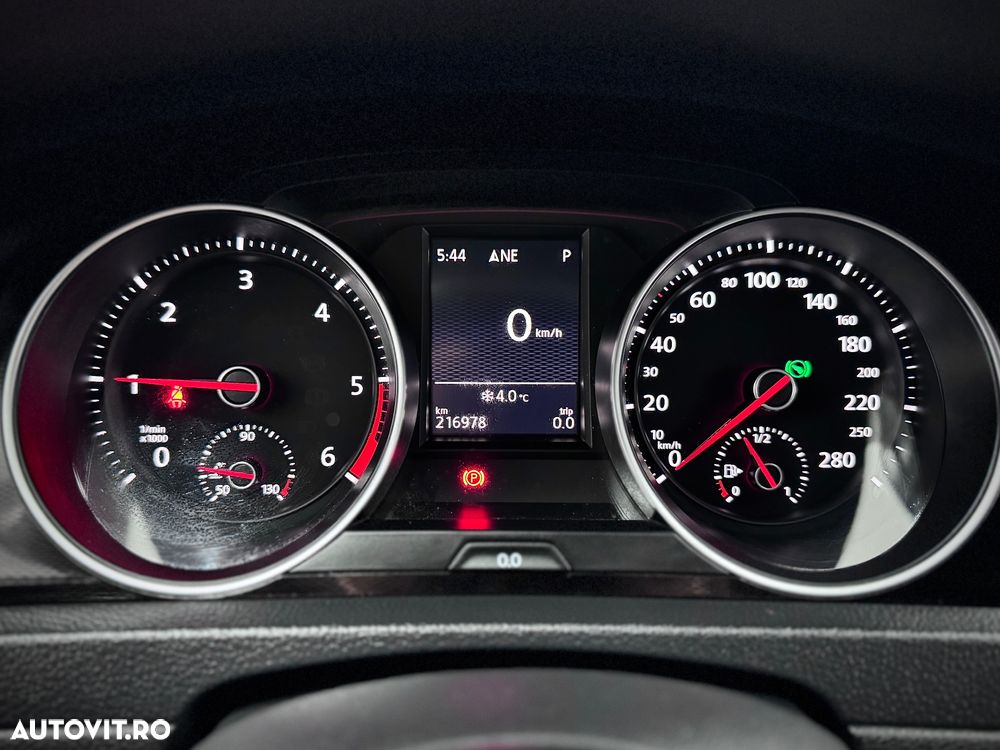 Volkswagen Golf GTD 2.0 TDI SCR DSG - 23