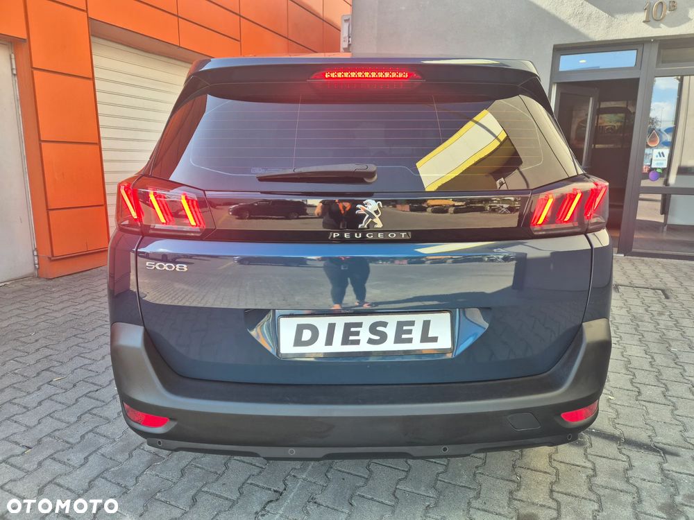 Peugeot 5008 1.5 BlueHDi Active S&S EAT8 - 12