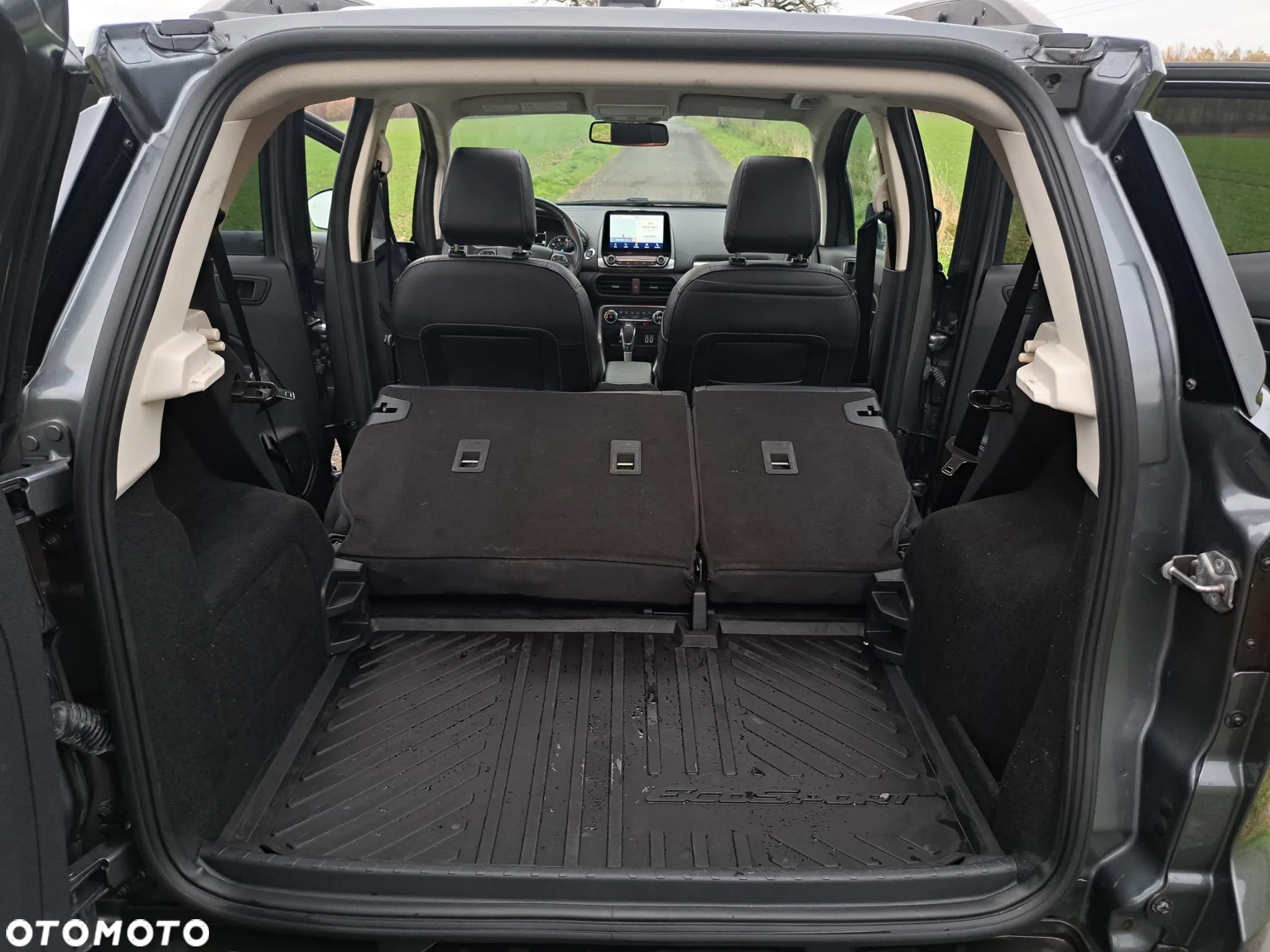 Ford EcoSport - 32
