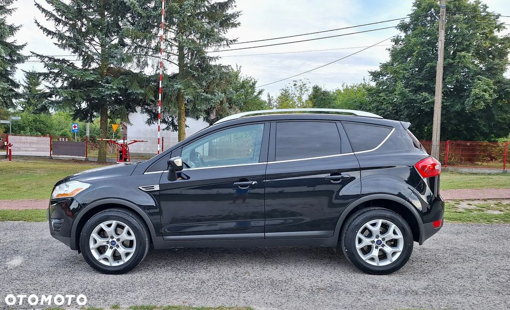 Ford Kuga 2.0 TDCi 2x4 Titanium - 11
