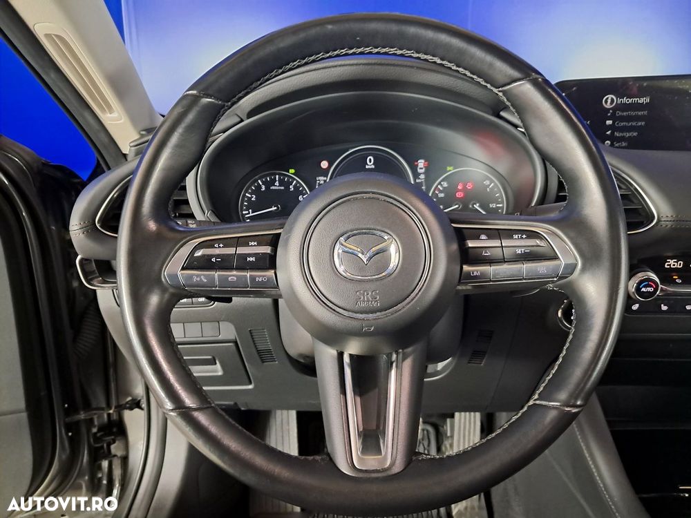 Mazda 3 - 12
