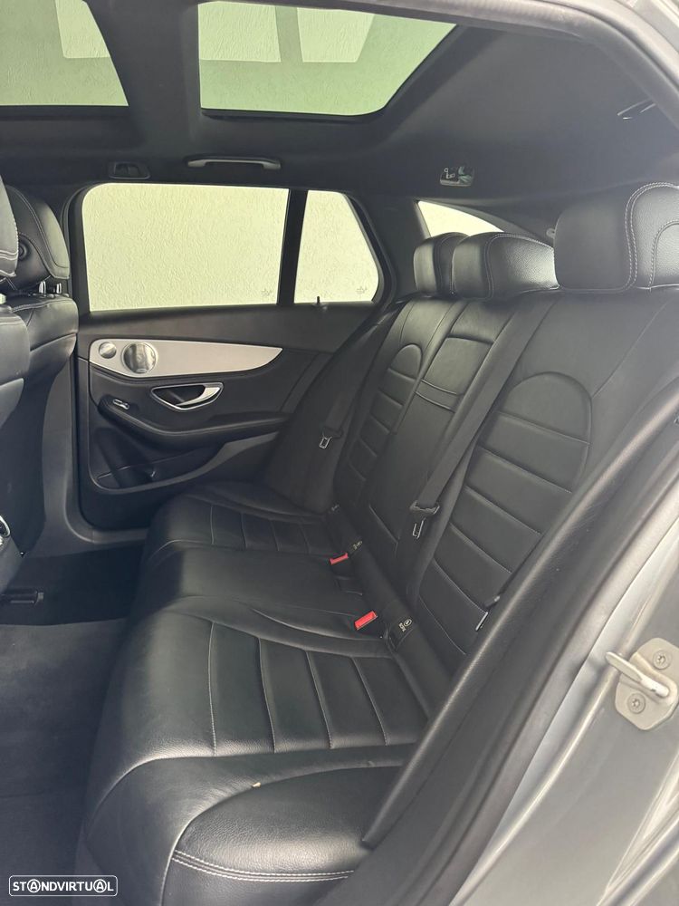 Mercedes-Benz C 350 e T 7G-TRONIC AMG Line - 25