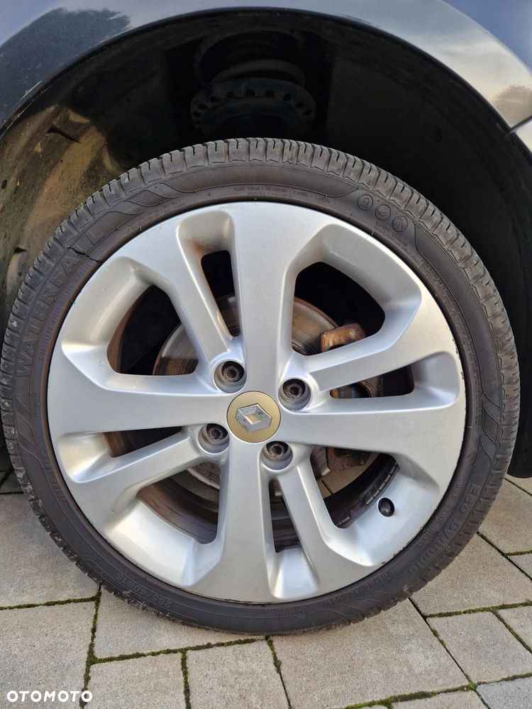 Renault Clio 1.5 dCi Authentique - 11