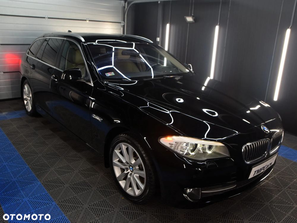 BMW Seria 5 520d - 26