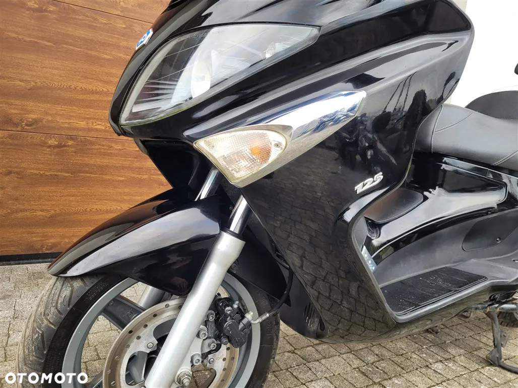 Piaggio Xevo - 21