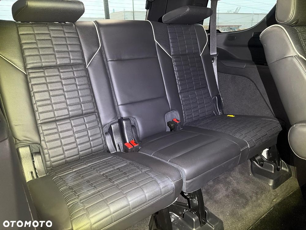 Cadillac Escalade - 13