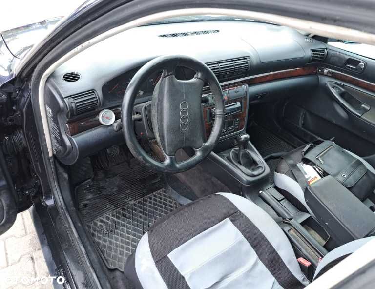 Audi A4 Avant - 6