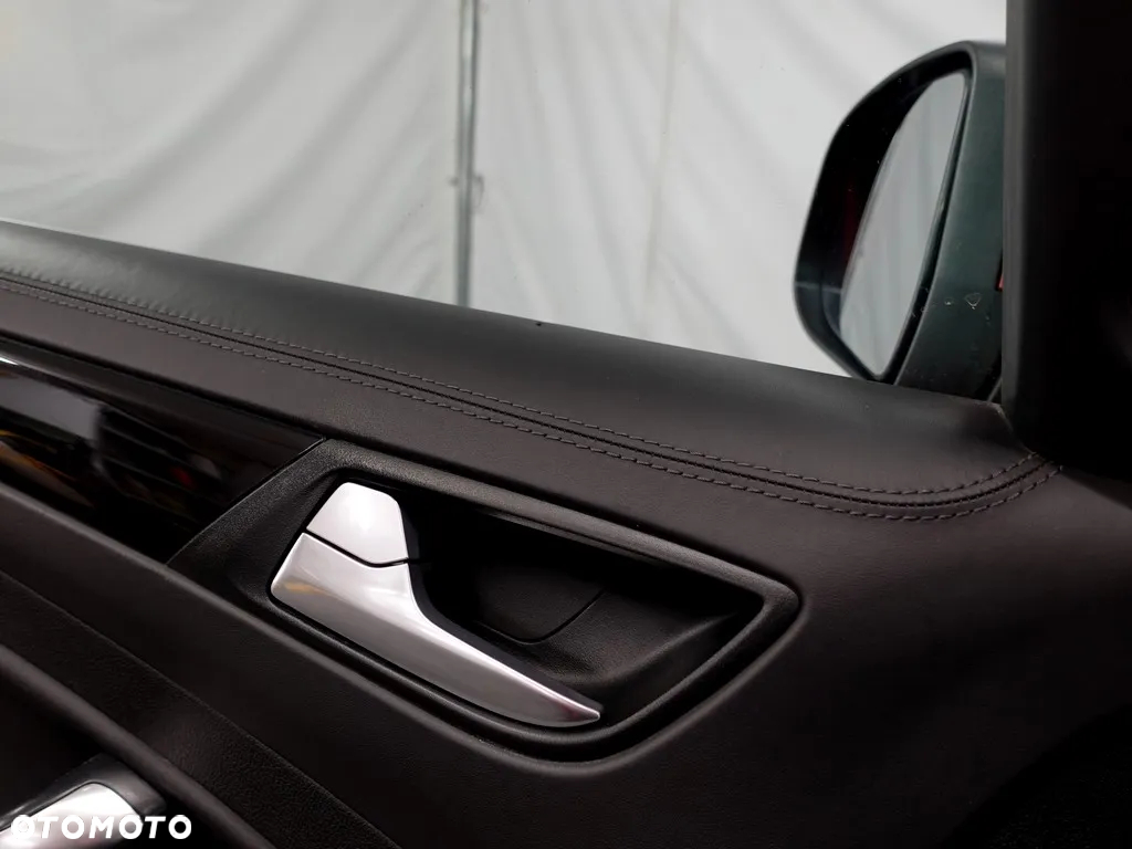 Ford Mondeo - 22