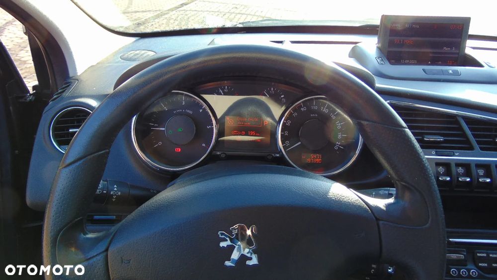 Peugeot 3008 HDi FAP 165 Automatik Business-Line - 21