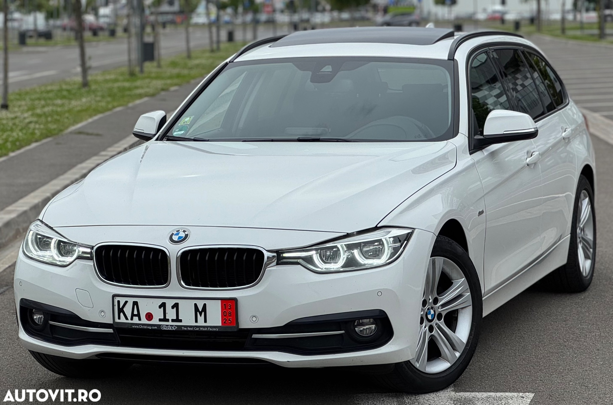 BMW Seria 3 320d Touring Aut. M Sport - 2