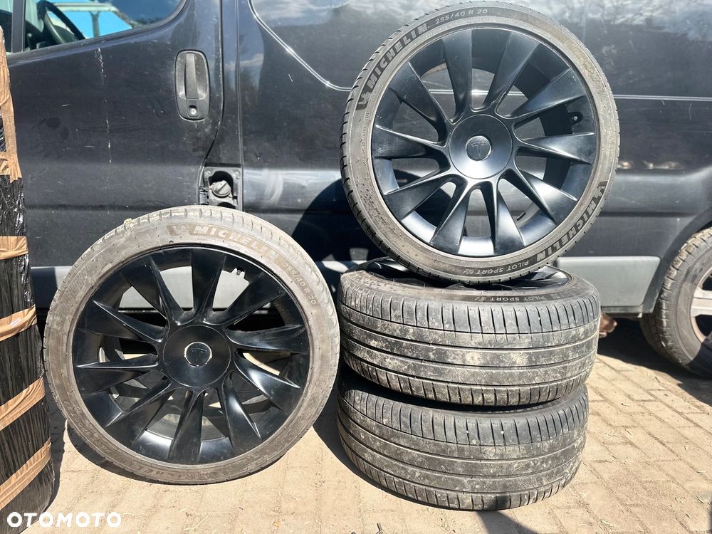 ALUFELGI KOŁA TESLA MODEL Y R20 5X114.3 MICHELIN. - 1