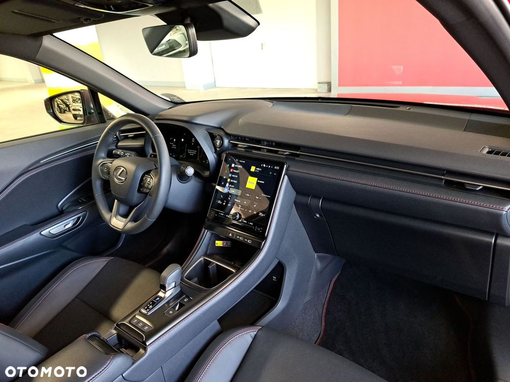 Lexus LBX 1.5 Hybrid Emotion - 16